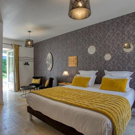 Domaine Des Pierres Blanches - Chambres D'Hotes Carlux Eksteriør billede
